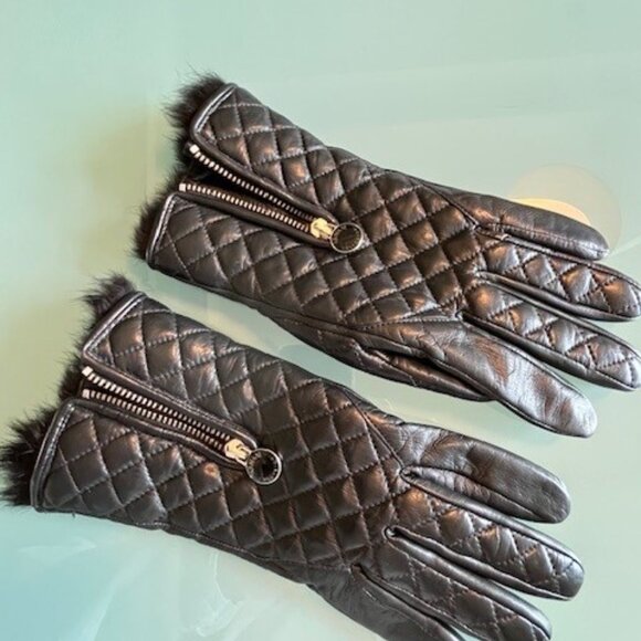GIORGIO ARMANI - SOFT LEATHER BLACK GLOVES / SIZE SMALL - Picture 1 of 4